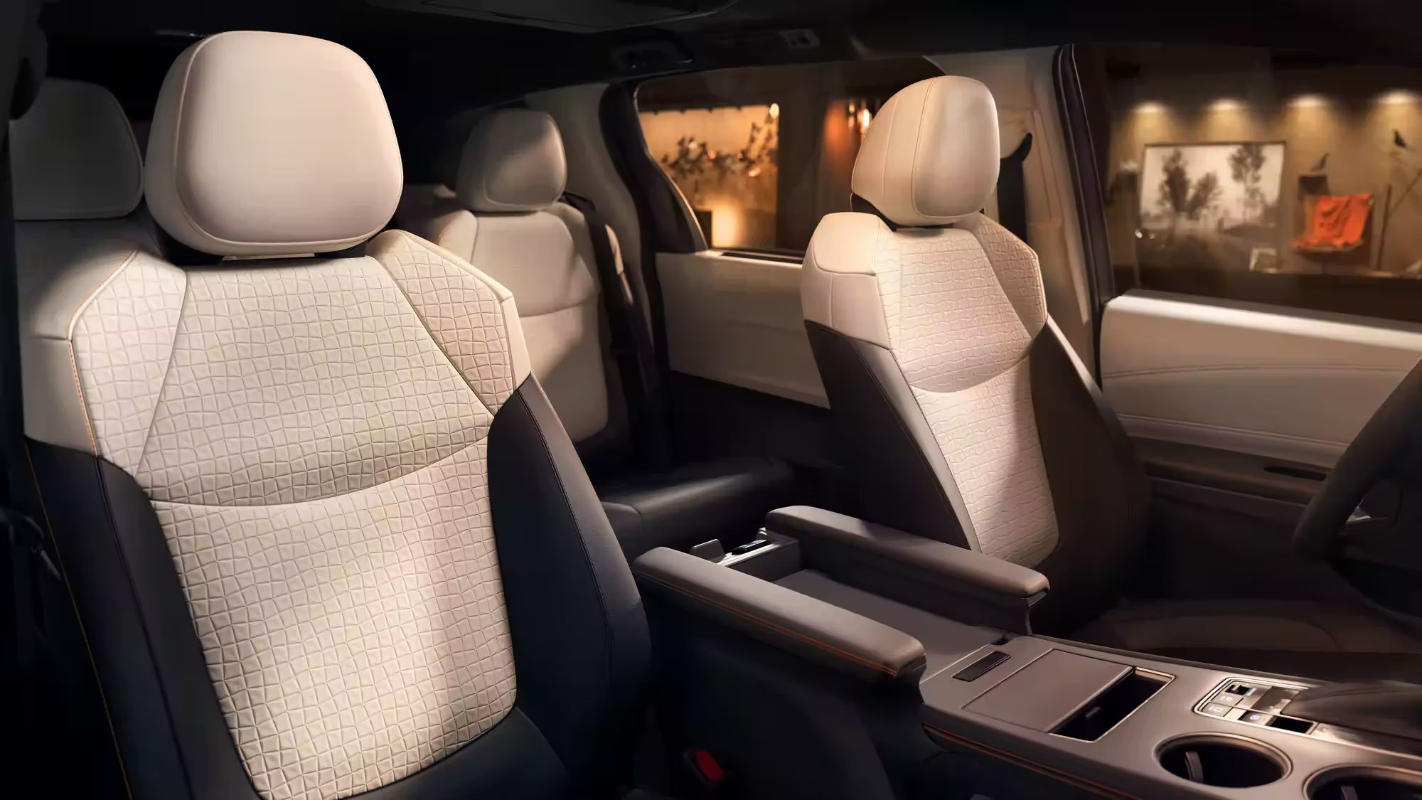 Interior del Toyota Sienna 2023