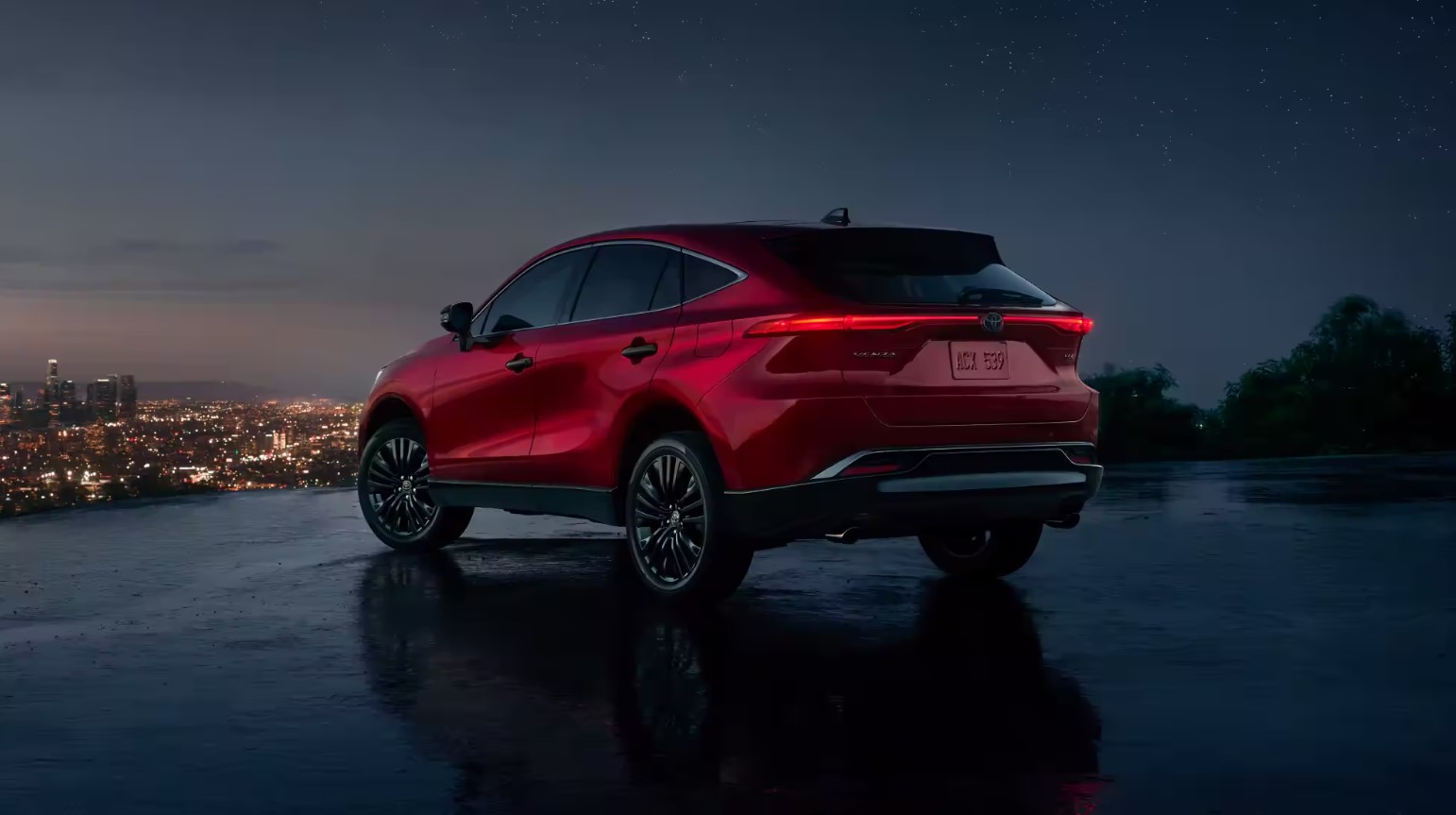 2023 Toyota Venza Nightshade Edition Trim and Features