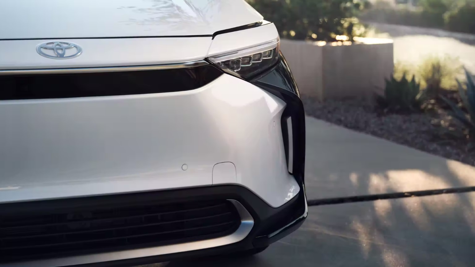 2023 Toyota bZ4X Driving Range